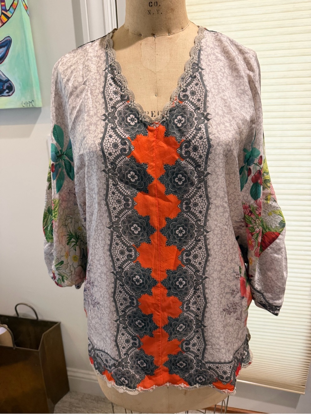 Johnny Was Light Gray Tunic with Coral & Teal Floral Embroidery